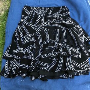 White House Black Market tiered skirt